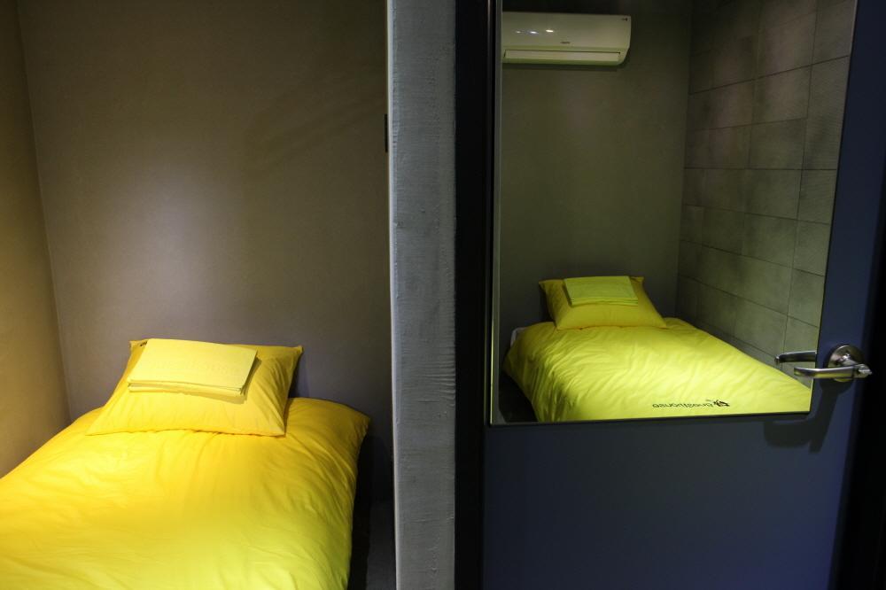 24 Guesthouse Garosugil - Gangnam Seoul Room photo